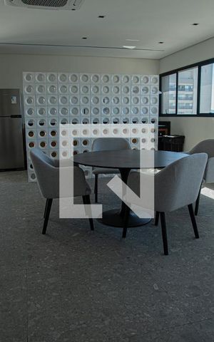 Studio à venda com 25m², 1 quarto e sem vaga Studio à venda com 25m², 1 quarto e sem vagaÁrea comum