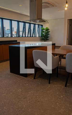 Studio à venda com 25m², 1 quarto e sem vaga Studio à venda com 25m², 1 quarto e sem vagaÁrea comum - Salão de festas