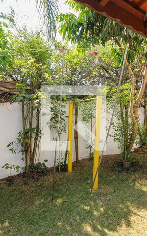 Casa à venda com 63m², 2 quartos e 2 vagas Casa à venda com 63m², 2 quartos e 2 vagasJardim