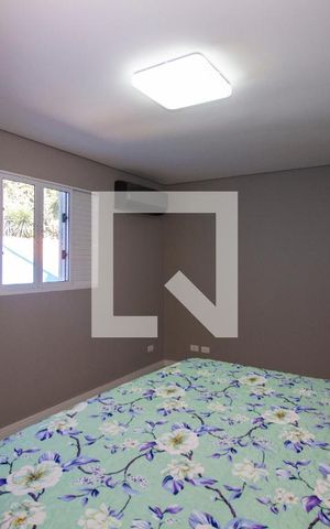 Casa à venda com 300m², 3 quartos e 2 vagasSuíte