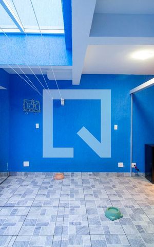 Casa à venda com 300m², 3 quartos e 2 vagasÁrea de Serviço