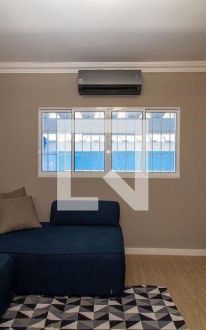 Casa à venda com 300m², 3 quartos e 2 vagasSala