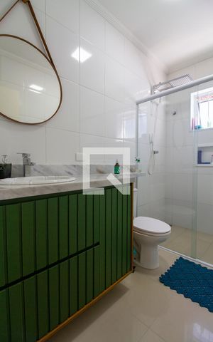 Casa à venda com 300m², 3 quartos e 2 vagasBanheiro Social