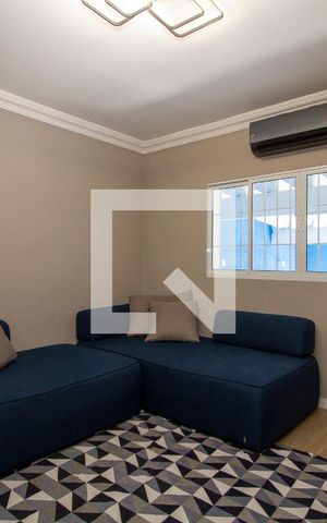 Casa à venda com 300m², 3 quartos e 2 vagasSala