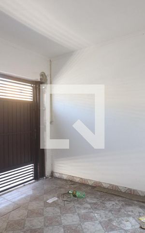 Casa à venda com 66m², 2 quartos e 1 vagaGaragem