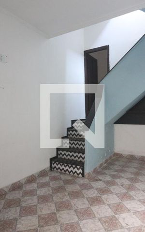 Casa à venda com 66m², 2 quartos e 1 vagaSala
