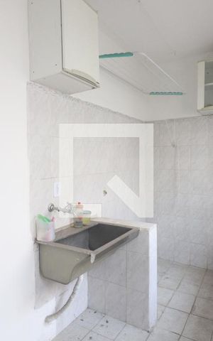 Casa à venda com 66m², 2 quartos e 1 vagaÁrea de Serviço