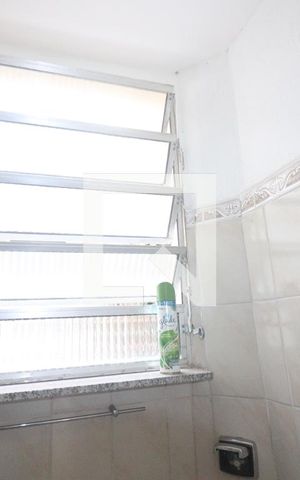 Casa à venda com 66m², 2 quartos e 1 vagaBanheiro de Serviço