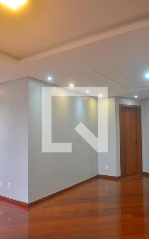 Apartamento para alugar com 126m², 4 quartos e 1 vagaSala