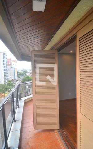 Apartamento para alugar com 126m², 4 quartos e 1 vagaVaranda