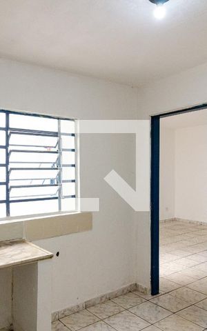 Casa para alugar com 100m², 2 quartos e sem vaga Casa para alugar com 100m², 2 quartos e sem vagaCozinha