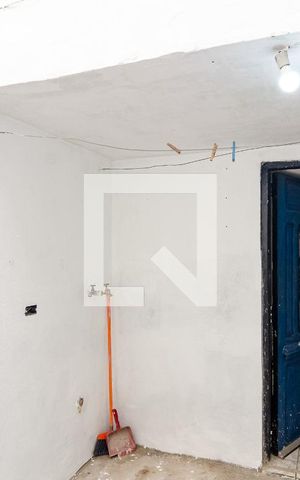 Casa para alugar com 100m², 2 quartos e sem vaga Casa para alugar com 100m², 2 quartos e sem vagaLavanderia