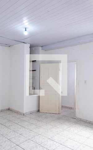 Casa para alugar com 100m², 2 quartos e sem vaga Casa para alugar com 100m², 2 quartos e sem vagaQuarto 1