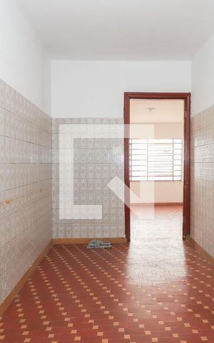 Casa à venda com 200m², 4 quartos e 1 vaga Casa à venda com 200m², 4 quartos e 1 vagaCozinha
