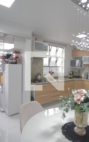 Apartamento à venda com 76m², 2 quartos e 1 vagaCozinha