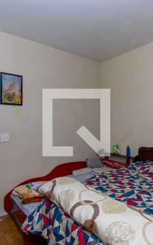 Casa à venda com 200m², 3 quartos e 5 vagas Casa à venda com 200m², 3 quartos e 5 vagasSuíte