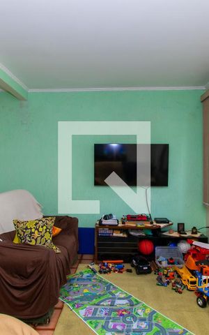 Casa à venda com 200m², 3 quartos e 5 vagas Casa à venda com 200m², 3 quartos e 5 vagasSala