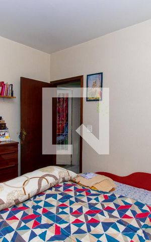 Casa à venda com 200m², 3 quartos e 5 vagas Casa à venda com 200m², 3 quartos e 5 vagasSuíte