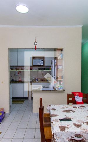 Casa à venda com 200m², 3 quartos e 5 vagas Casa à venda com 200m², 3 quartos e 5 vagasSala de Jantar