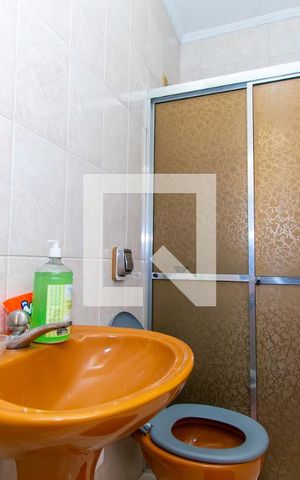 Casa à venda com 200m², 3 quartos e 5 vagas Casa à venda com 200m², 3 quartos e 5 vagasBanheiro da Suíte