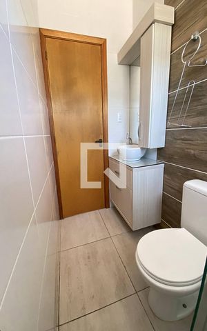 Casa para alugar com 68m², 2 quartos e 1 vagaBanheiro