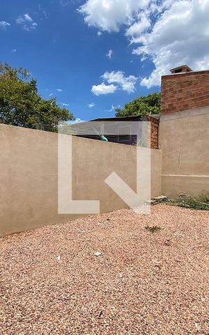 Casa para alugar com 68m², 2 quartos e 1 vagaÁrea externa