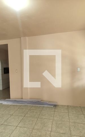 Casa para alugar com 90m², 2 quartos e 1 vaga Casa para alugar com 90m², 2 quartos e 1 vagaCozinha e Área de Serviço