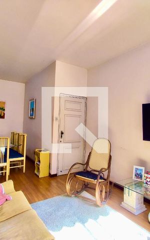 Apartamento à venda com 107m², 4 quartos e sem vaga Apartamento à venda com 107m², 4 quartos e sem vagaSala