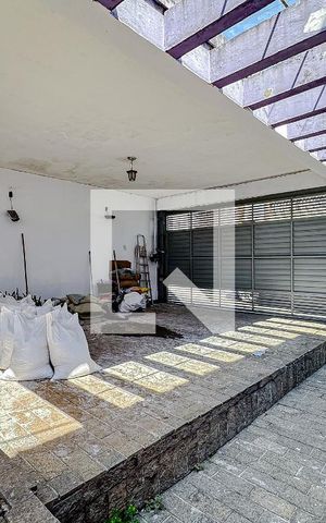 Casa à venda com 240m², 4 quartos e 2 vagasGaragem