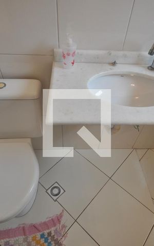 Casa à venda com 188m², 3 quartos e 4 vagasBanheiro da Suíte 2