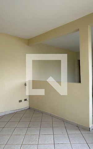 Casa para alugar com 100m², 2 quartos e 10 vagasSala