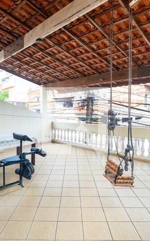 Casa à venda com 135m², 3 quartos e 3 vagas Casa à venda com 135m², 3 quartos e 3 vagasVaranda da Suite