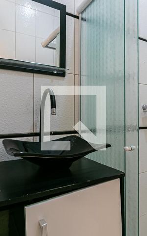 Casa à venda com 359m², 4 quartos e 3 vagasBanheiro 2