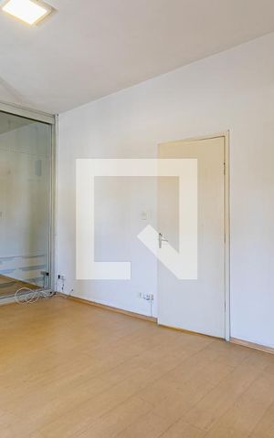 Casa à venda com 359m², 4 quartos e 3 vagasSuíte