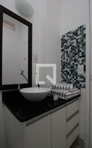 Apartamento para alugar com 43m², 1 quarto e sem vaga Apartamento para alugar com 43m², 1 quarto e sem vagaBanheiro