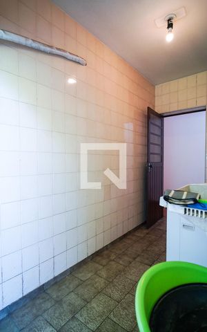 Casa para alugar com 234m², 3 quartos e 6 vagas Casa para alugar com 234m², 3 quartos e 6 vagasÁrea de Serviço