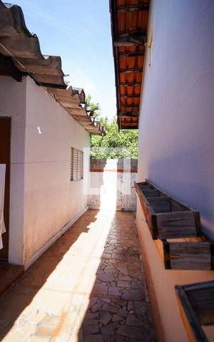 Casa para alugar com 234m², 3 quartos e 6 vagas Casa para alugar com 234m², 3 quartos e 6 vagasQuintal