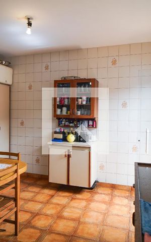 Casa para alugar com 234m², 3 quartos e 6 vagas Casa para alugar com 234m², 3 quartos e 6 vagasCozinha