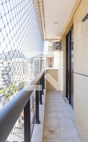 Apartamento para alugar com 40m², 1 quarto e 1 vagaVaranda