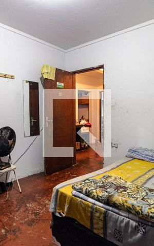 Casa à venda com 500m², 8 quartos e 5 vagas Casa à venda com 500m², 8 quartos e 5 vagasQuarto 1 da Casa 4