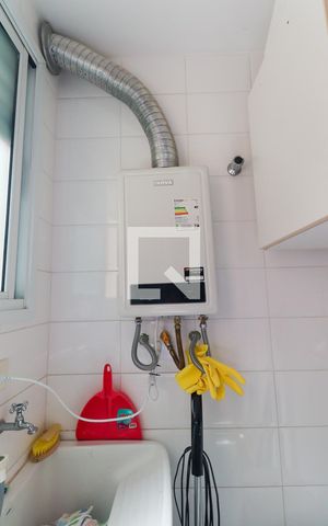 Apartamento para alugar com 70m², 2 quartos e 1 vagaAquecedor