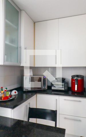 Apartamento para alugar com 70m², 2 quartos e 1 vagaCozinha
