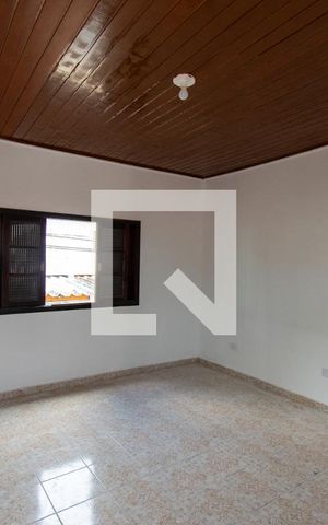 Casa à venda com 390m², 3 quartos e 3 vagas Casa à venda com 390m², 3 quartos e 3 vagasSuíte da Edícula