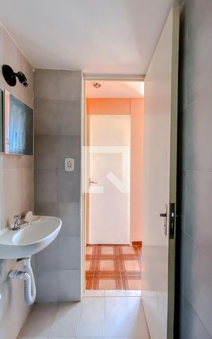 Apartamento para alugar com 62m², 2 quartos e 1 vagaBanheiro