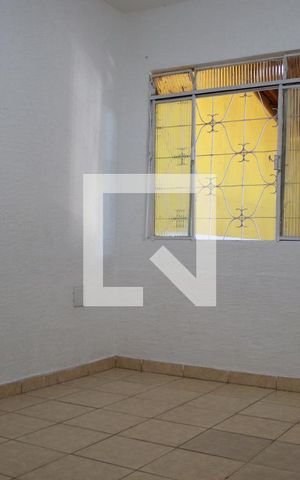 Casa para alugar com 100m², 2 quartos e 1 vagaQuarto 1