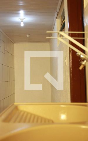 Casa para alugar com 100m², 2 quartos e 1 vagaÁrea de Serviço