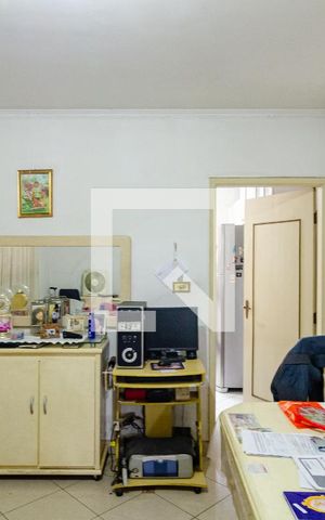 Casa à venda com 196m², 4 quartos e 2 vagasQuarto 4