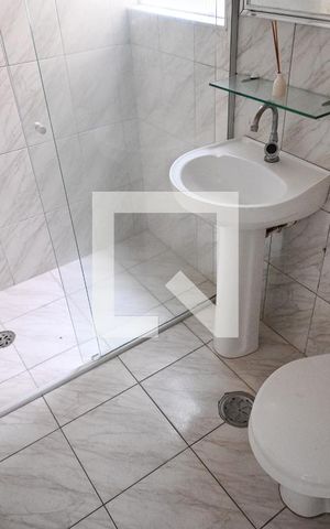 Apartamento para alugar com 100m², 3 quartos e 2 vagas Apartamento para alugar com 100m², 3 quartos e 2 vagasBanheiro