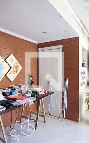 Casa à venda com 204m², 3 quartos e 2 vagasQuintal