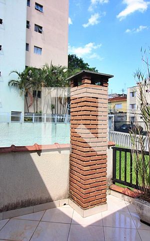 Casa à venda com 204m², 3 quartos e 2 vagasSacada do Quarto 2 - Suíte